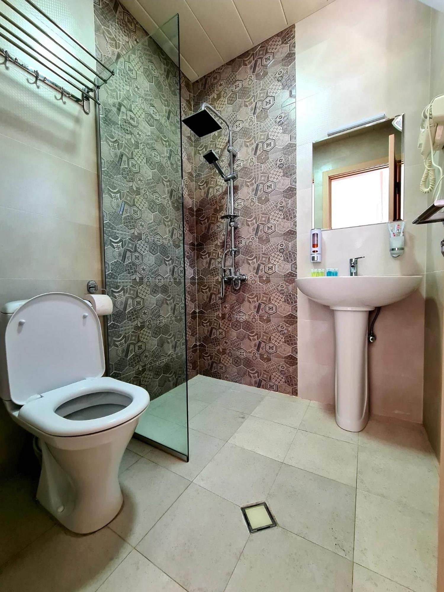 Baqari Inn Stepancminda Pokoj fotografie