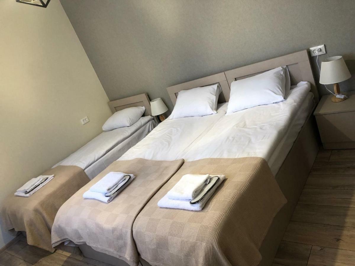 Baqari Inn Stepancminda Pokoj fotografie